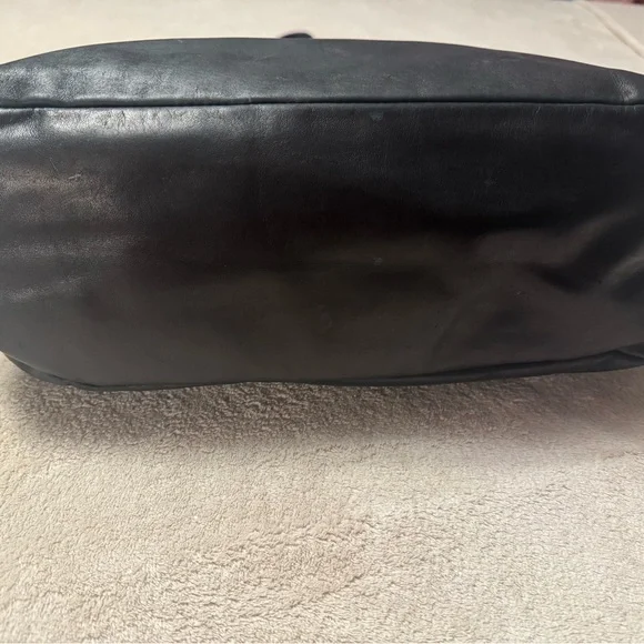 Black FEED The Children Of The World Black Leather Tote Bag - Picture 4 of 9